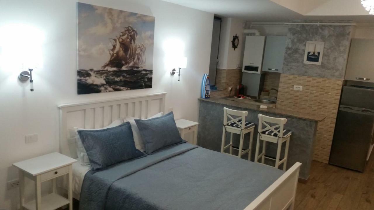 Bluemarina Apartamente มามายา ภายนอก รูปภาพ